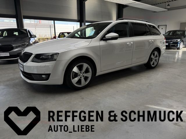 Skoda OCTAVIA COMBI ELEGANCE 4X4 DSG+NAV+XENON+STANDHE