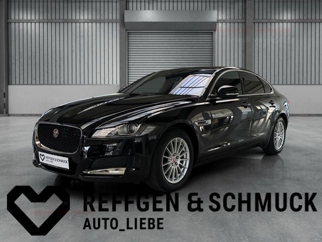 Jaguar XF PURE AUTOMATIK+NAVI+PANO+MERIDIAN+360+ALU+TÜV