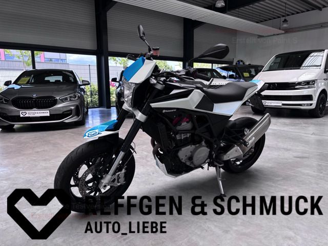 Husqvarna NUDA 900
